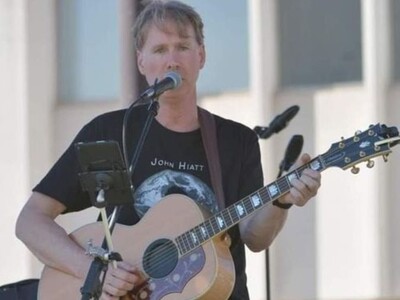 Apr Music: Ed Hildreth — Bagg's Square Brewing Company